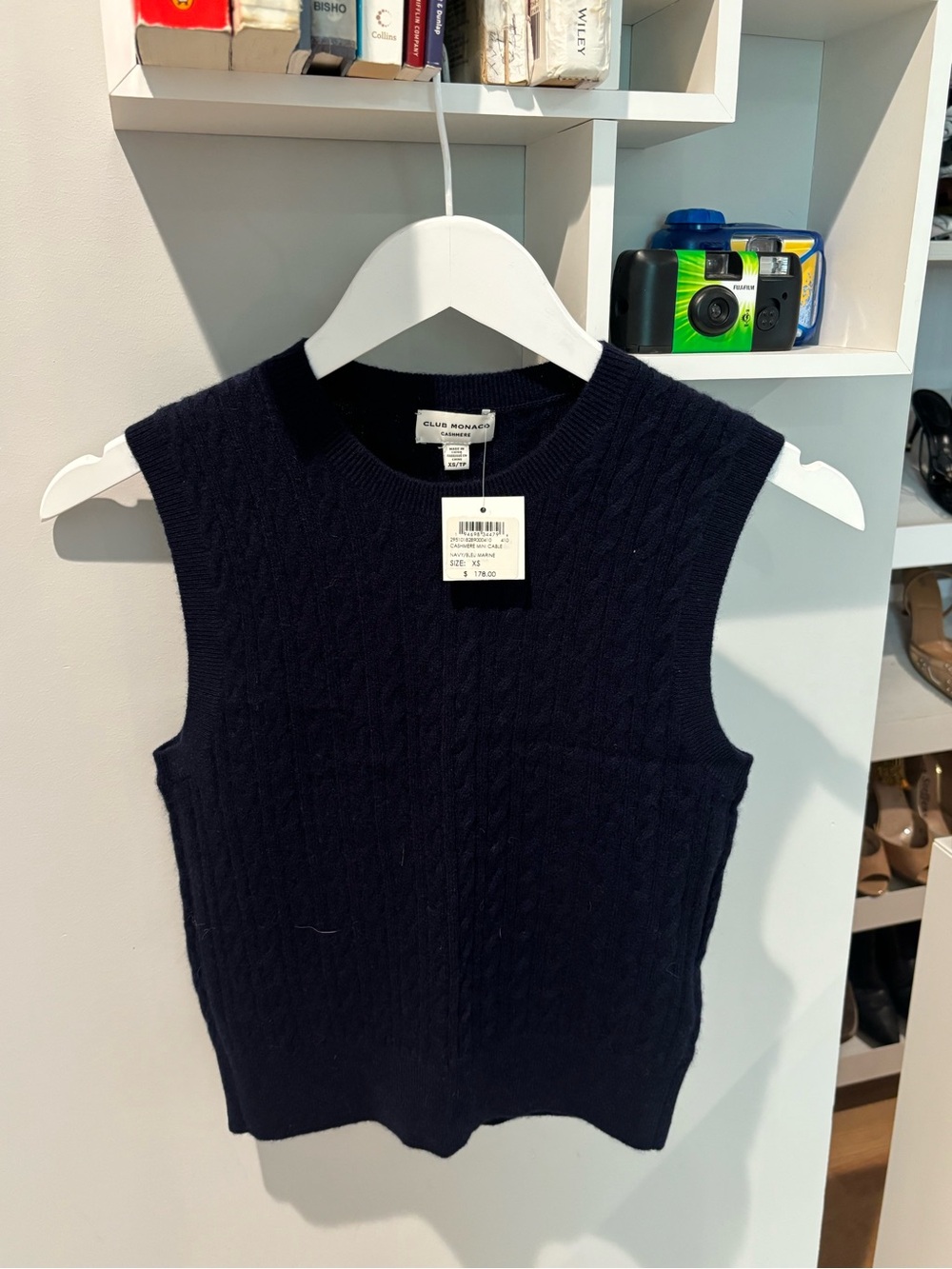 Club Monaco Navy Cable Knit Sleeveless Sweater Vest
